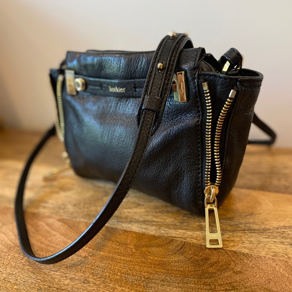 BOTKIER Black Leather Crossbody Bag